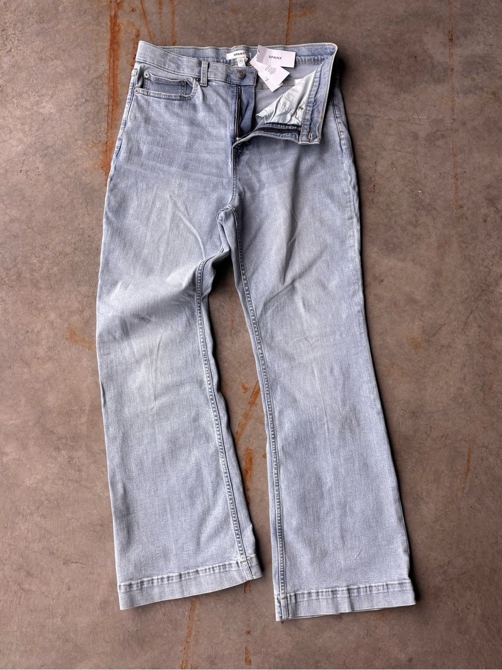 SPANX Flare Jeans NWT Size 16 Light Wash Stretch Denim Shaping Flare Leg